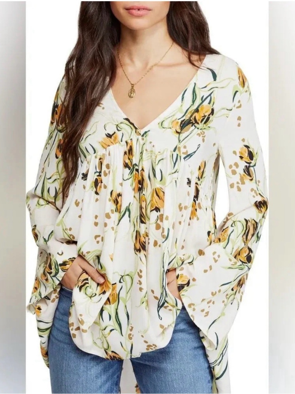 Free People Bella Print Floral Tunic Top V-Neck Bohemian Flowy Bell Sleeve Sz M